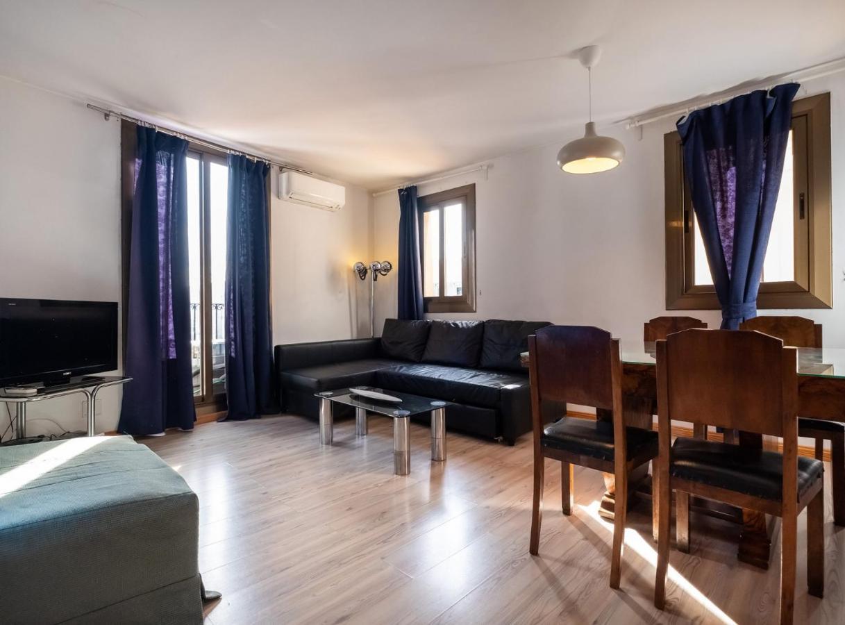 Apartamentos El Pintor 바르셀로나 외부 사진
